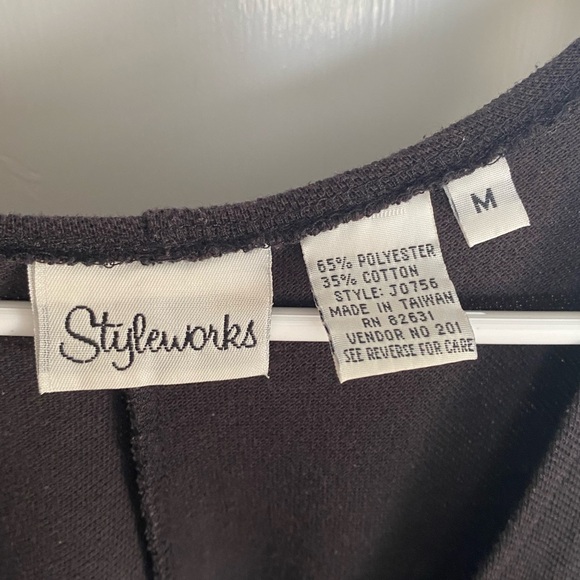 Styleworks Sleeveless Black romper with Front Zip - Picture 3 of 4